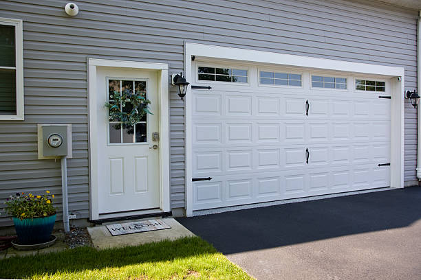 24/7 Emergency Garage Door Roller Replacement experts in Winooski, VT